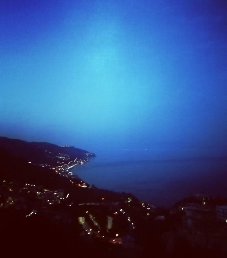 Villa Johnny And Mary'S House Breathtaking View タオルミーナ エクステリア 写真